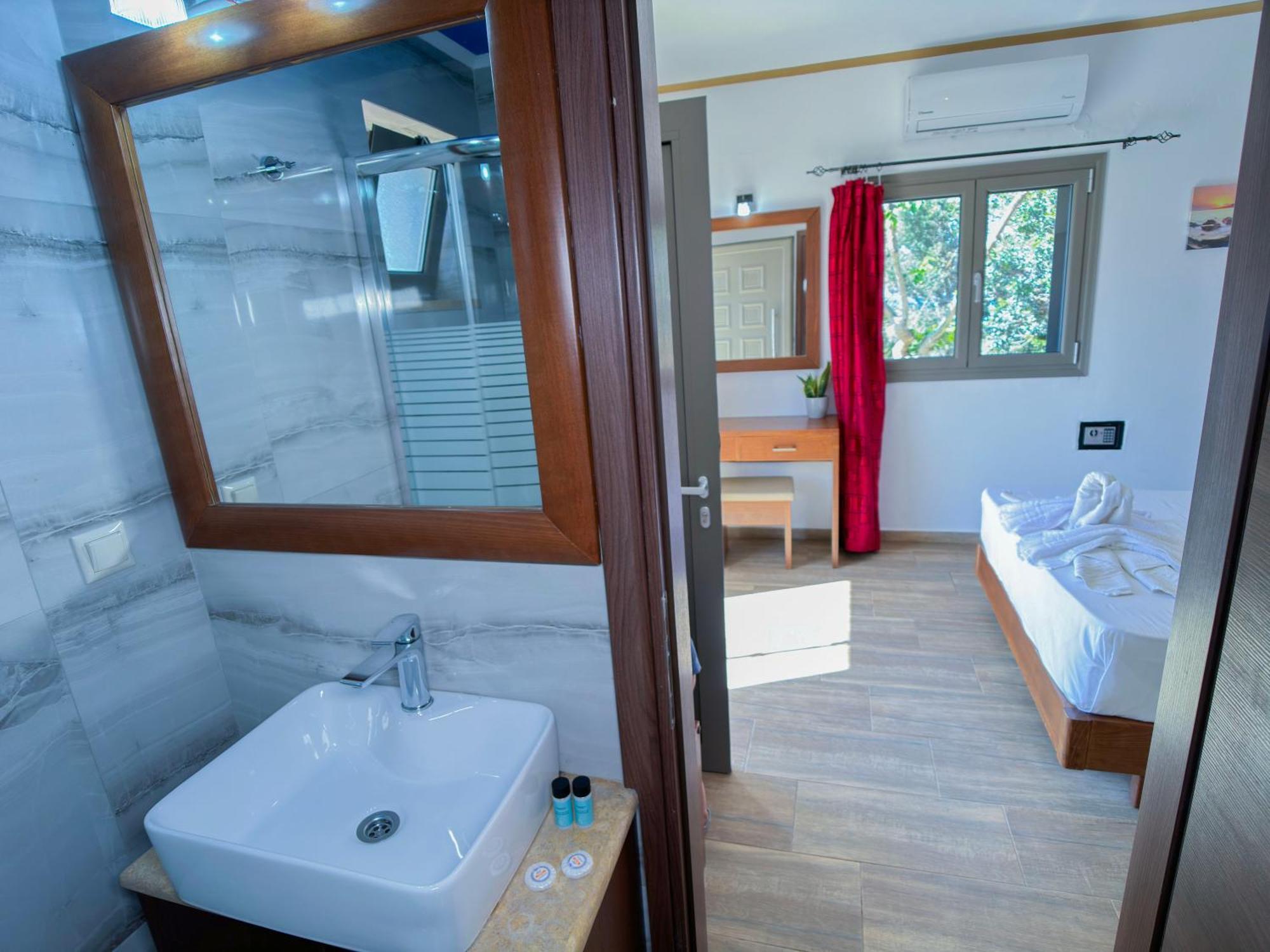 Beautiful Life Rooms With Sea View - Next To Elafonisi Beach Экстерьер фото
